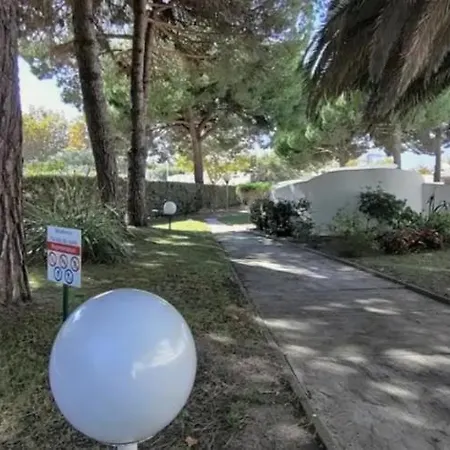 A La Piscine Wifi Parking Clim